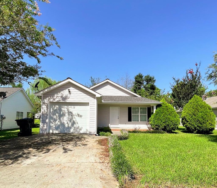 1451 Heather Way, Dalton, GA 30721 - photo 1