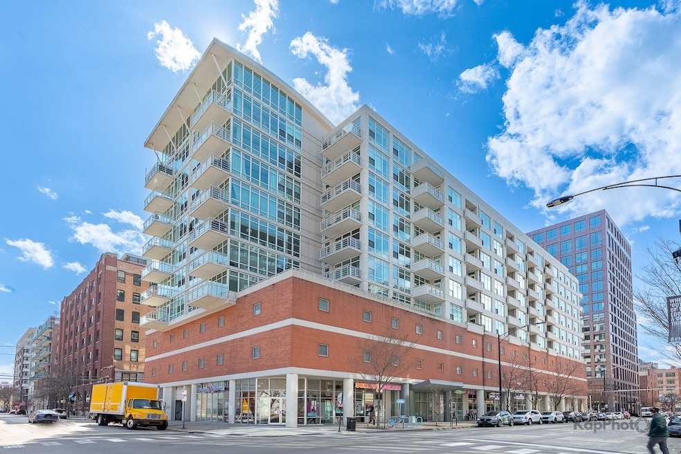 909 West Washington Condos unit 712, Chicago, IL 60607 - photo 1