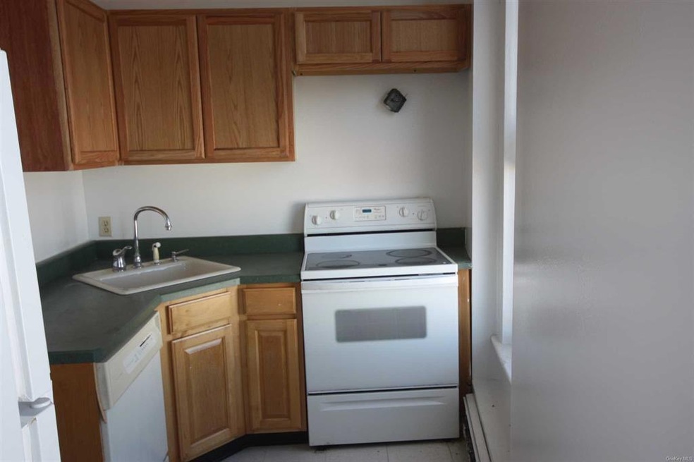 399 Main St unit 4B, Poughkeepsie, NY 12601 - photo 1