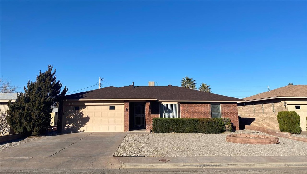 603 Mars Ave, Alamogordo, NM 88310 - photo 1