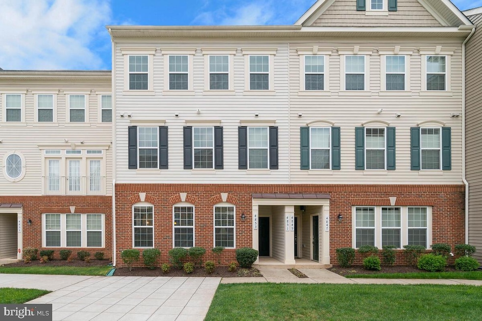 4853 Dane Ridge Cir, Woodbridge, VA 22193 - photo 1