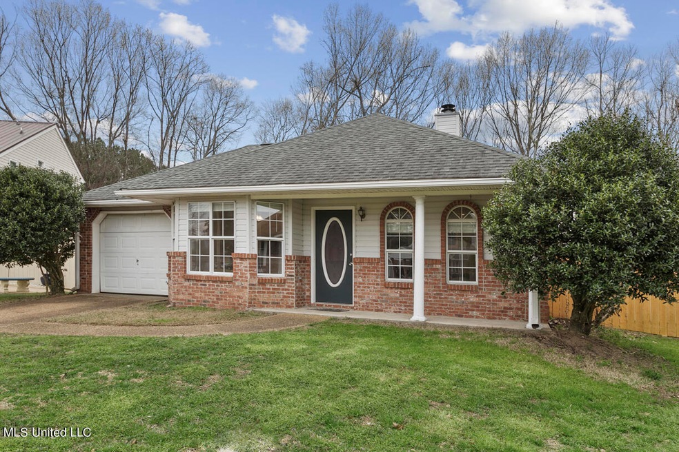 2095 Fox Hill Ln-2