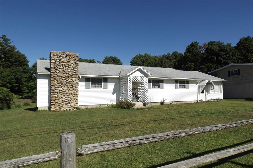 201 Windcrest Rd, North Clarendon, VT 05759 - photo 1