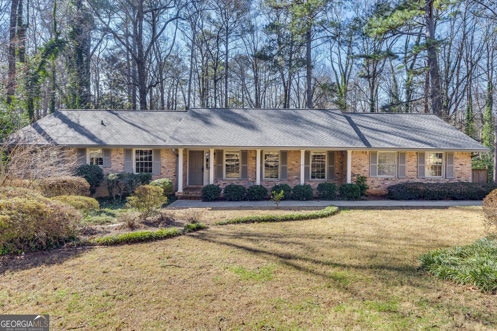 4392 Huntington Cir, Atlanta, GA 30338 - photo 1