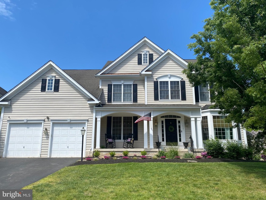 12661 Victory Lakes Loop, Bristow, VA 20136 - photo 1