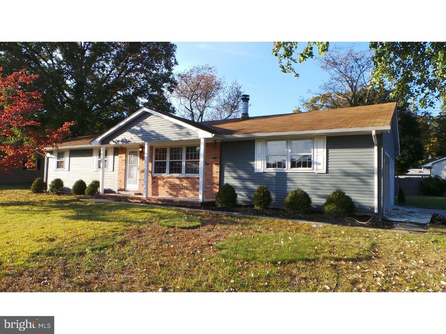 682 Pleasant Dr, Vineland, NJ 08360 - photo 1