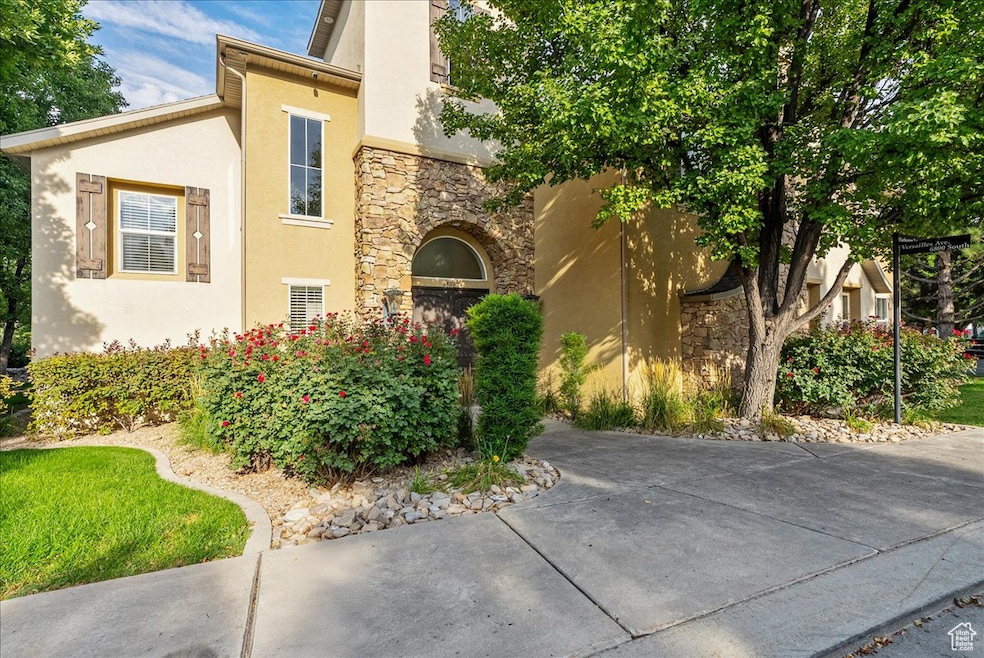 6788 Valence Ln, West Jordan, UT 84084 - photo 1