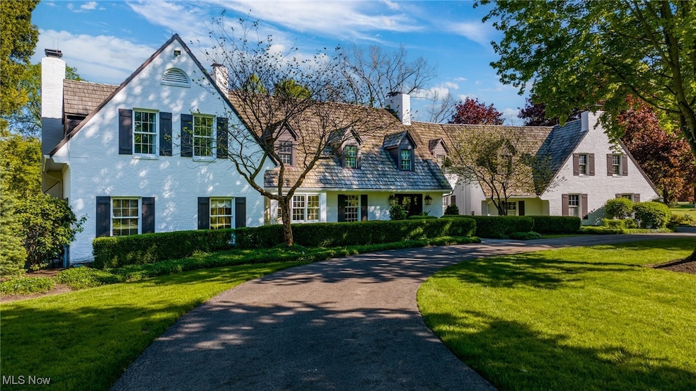 15157 Hemlock Point Rd, Chagrin Falls, OH 44022 - photo 1