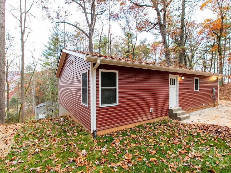 34 Shire Way Ln, Leicester, NC 28748 - photo 1