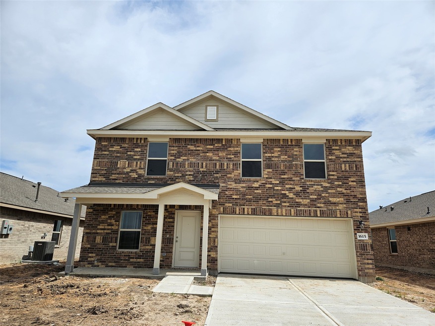 1615 Red Oak Dr, Rosenberg, TX 77471 - photo 1