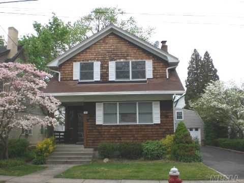 129 Reid Ave unit 1, Port Washington, NY 11050 - photo 1