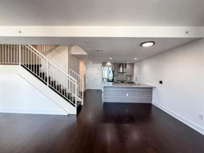 Gull's Cove unit PH 8150, Jersey City, NJ 07302 - photo 1