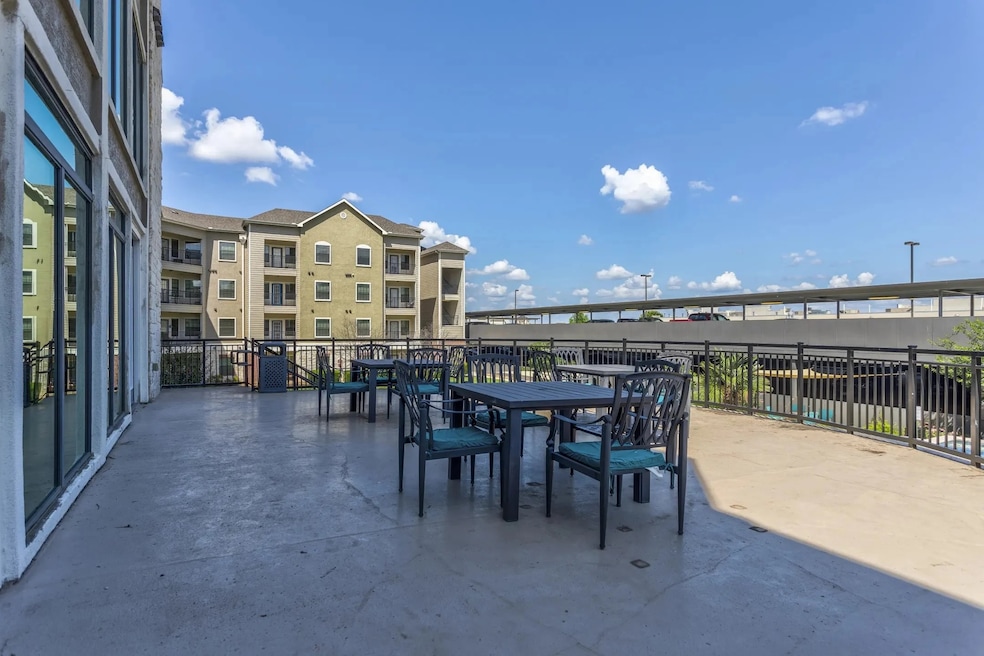 2120 Stephens Place unit 201, New Braunfels, TX 78130 - photo 1