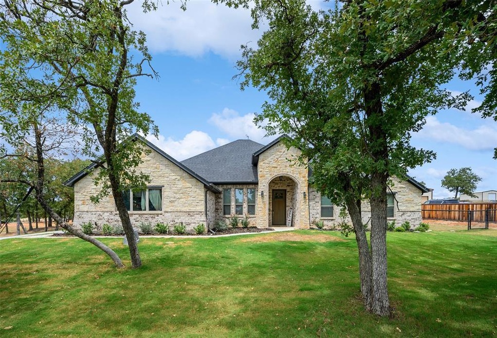 1980 Sweet Springs Rd, Weatherford, TX 76088 - photo 1