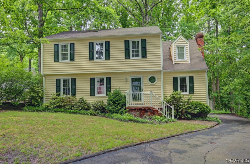 Welcome to 12902 Oak Creek Terrace!!  Fresh Interi