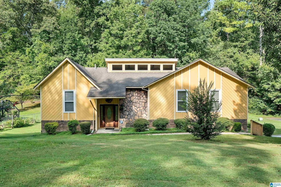 9816 Westfield Rd, Birmingham, AL 35217 - photo 1