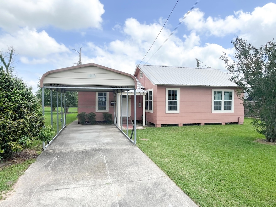 2029 3rd St, Lake Charles, LA 70601 - photo 1
