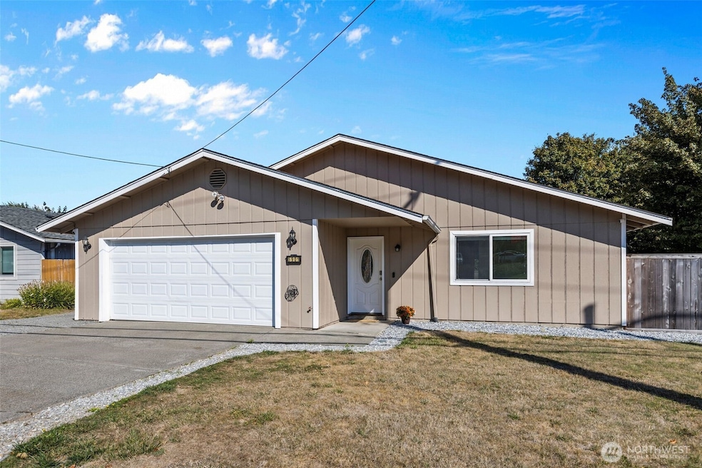 Pending $499,900 • Co-Listing Agent