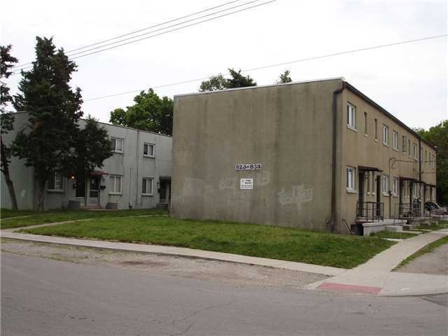 835 E Mithoff St, Columbus, OH 43206 - photo 1