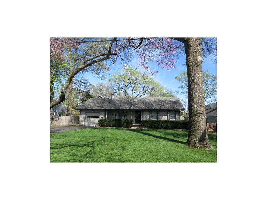 Picture perfect setting for this well-maintained r