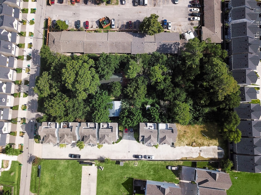 1805 Northwood St, Houston, TX 77009 - photo 1