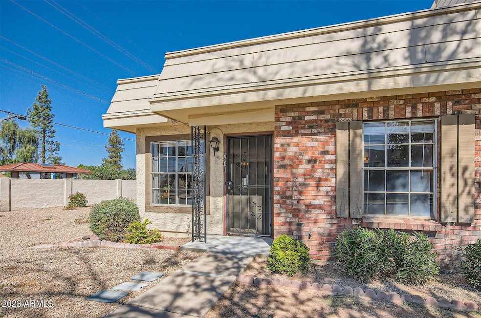 Corner home