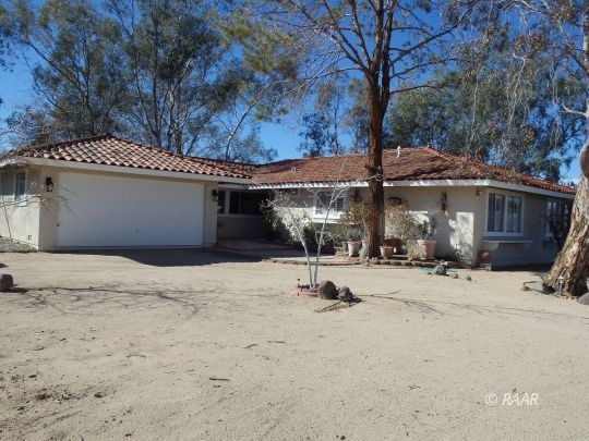 1421 Autumn Way