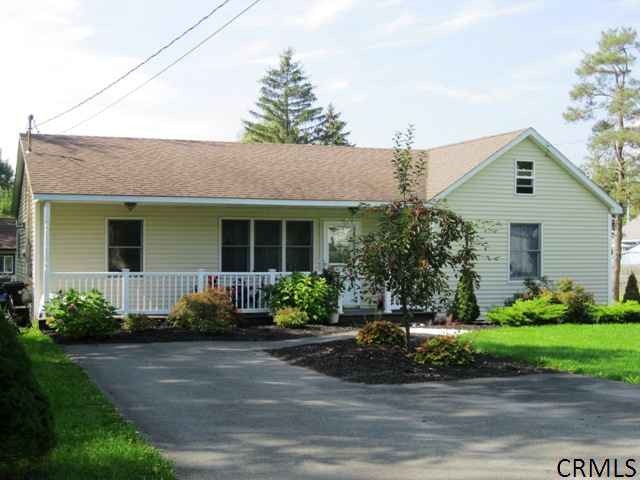 19 Wisconsin Ave, East Greenbush, NY 12061 - photo 1