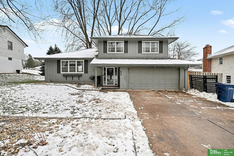 709 Sherman Dr, Bellevue, NE 68005 - photo 1