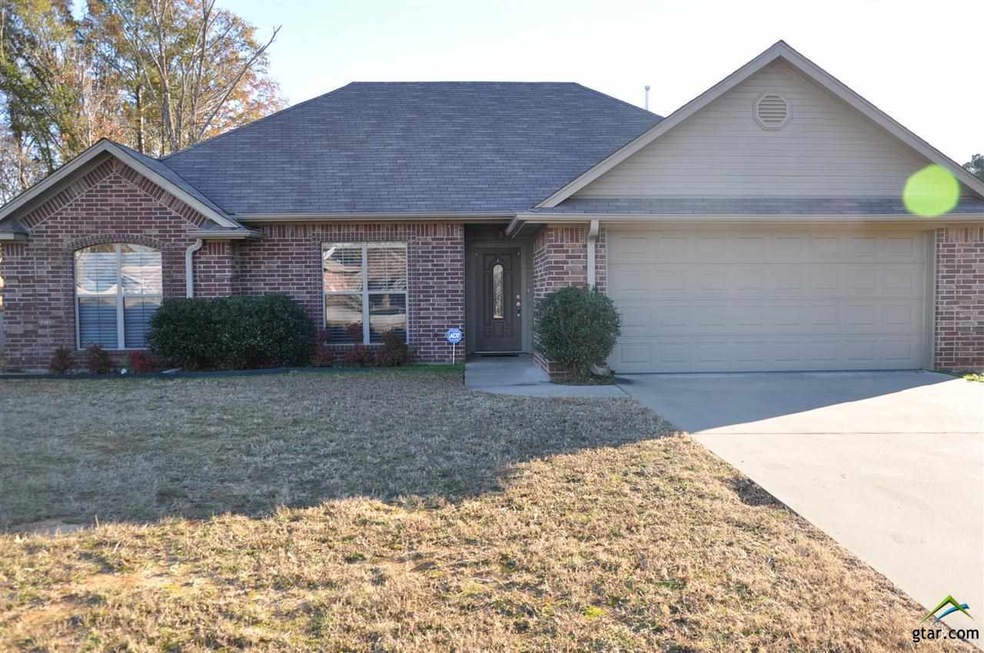3118 Vineyard, Tyler, TX 75701 - photo 1