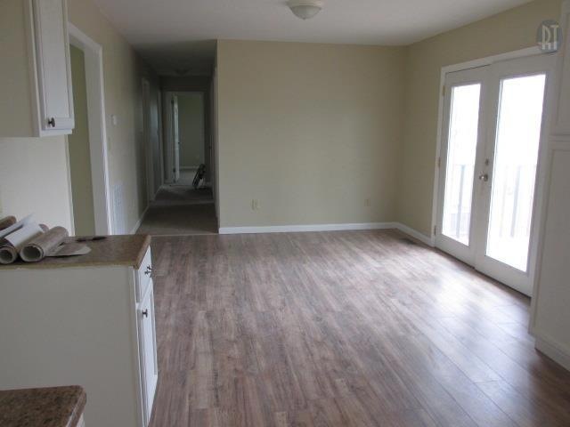 Extra large kitchen, dining room combo.