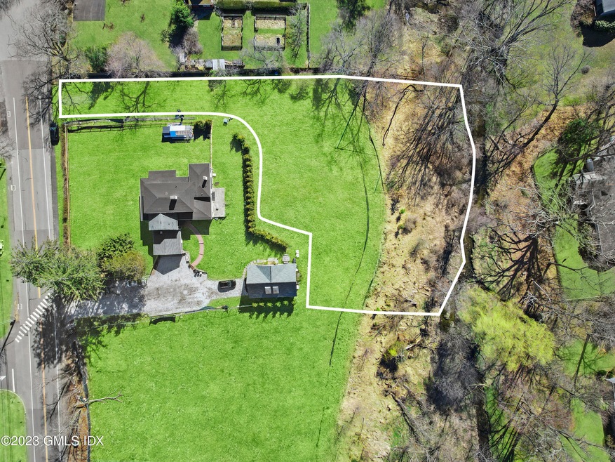 26 Morningside Dr S Westport