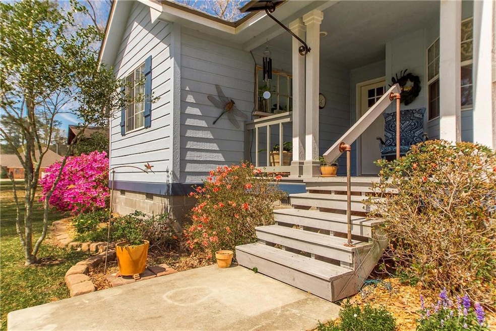 31519 River Pines Dr, Springfield, LA 70462 - photo 1