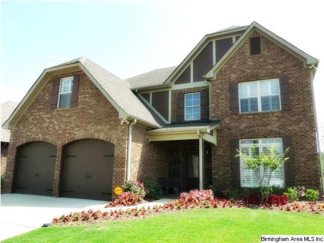 Welcome home to 1018 Belvedere Cove!