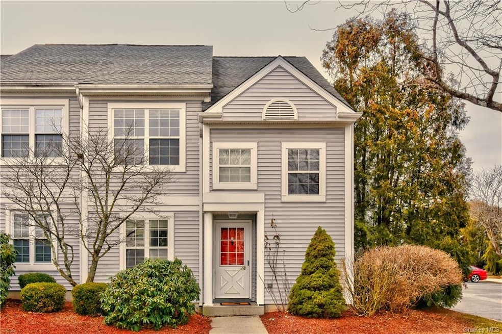 16 Durham Ct, Middletown, NY 10940 - photo 1