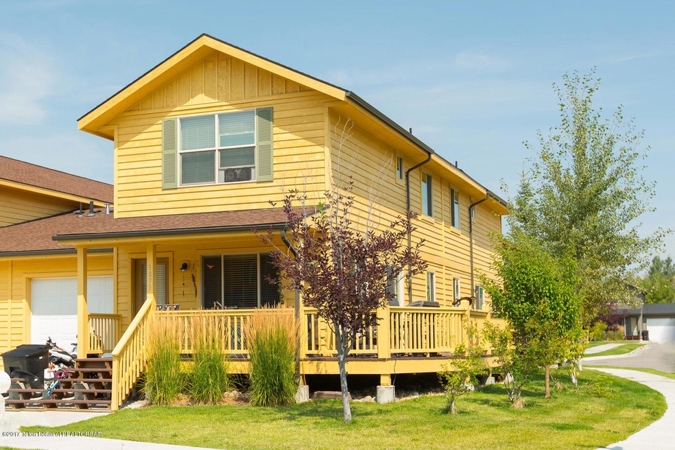 1875 Josephine Loop (2)