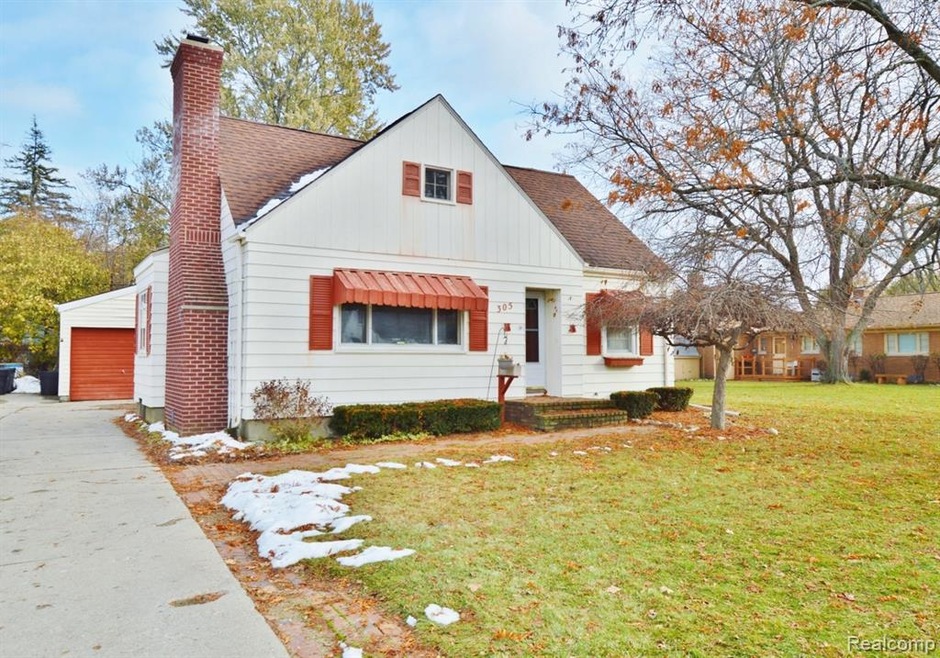 305 Hastings St, Flint, MI 48503 - photo 1