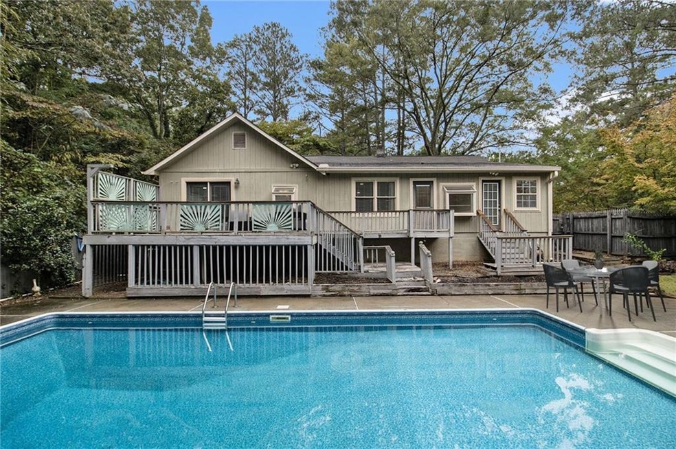 Under Contract $325,000 • Co-Listing Agent