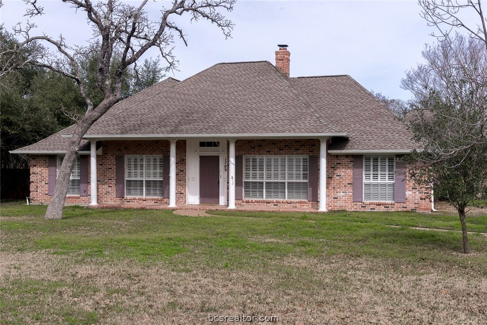 1709 Glade St, College Station, TX 77840 - photo 1