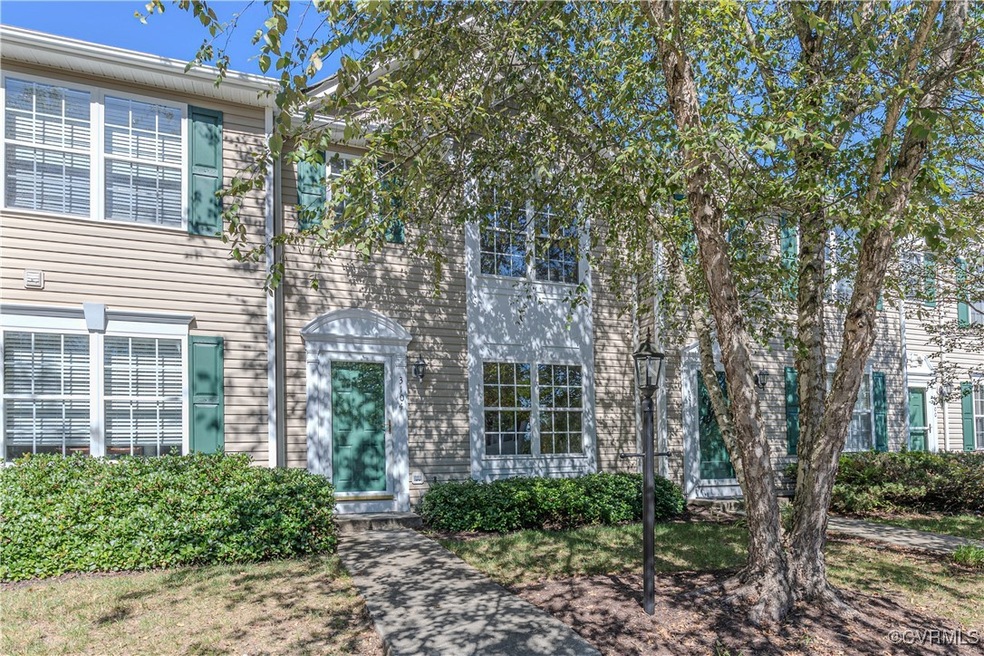 View of townhome / multi-family property