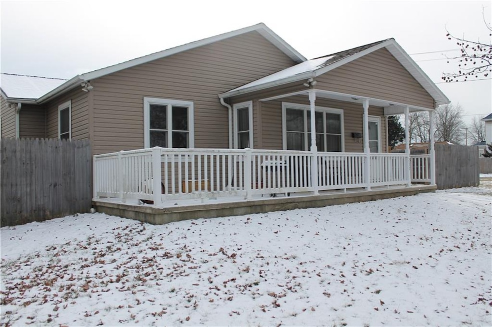 1311 E Main St, Muncie, IN 47305 - photo 1