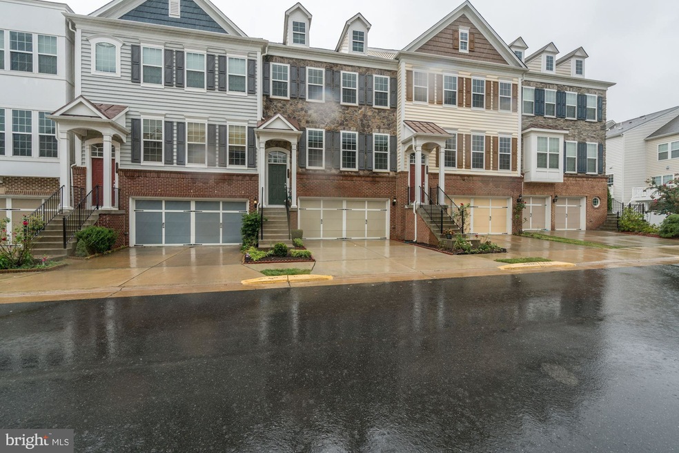 25445 Hopton House Terrace, Chantilly, VA 20152 - photo 1