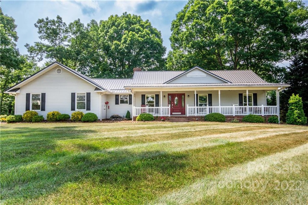 2229 Mocksville Hwy, Statesville, NC 28625 - photo 1