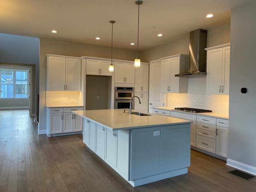 13 Lyons Ln unit 17, Boxborough, MA 01719 - photo 1