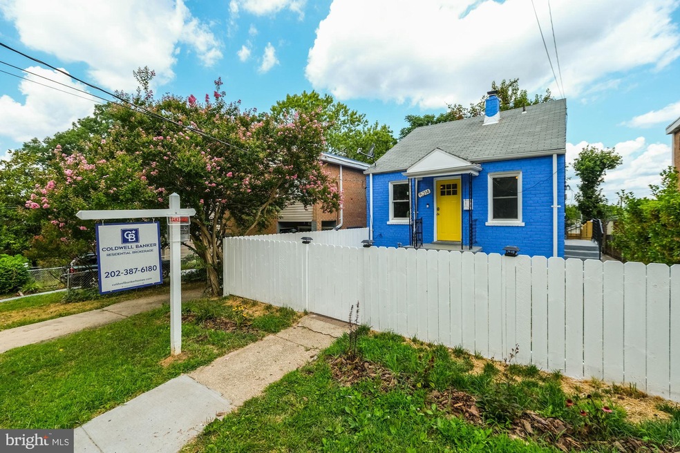 5214 Clay St NE, Washington, DC 20019 - photo 1