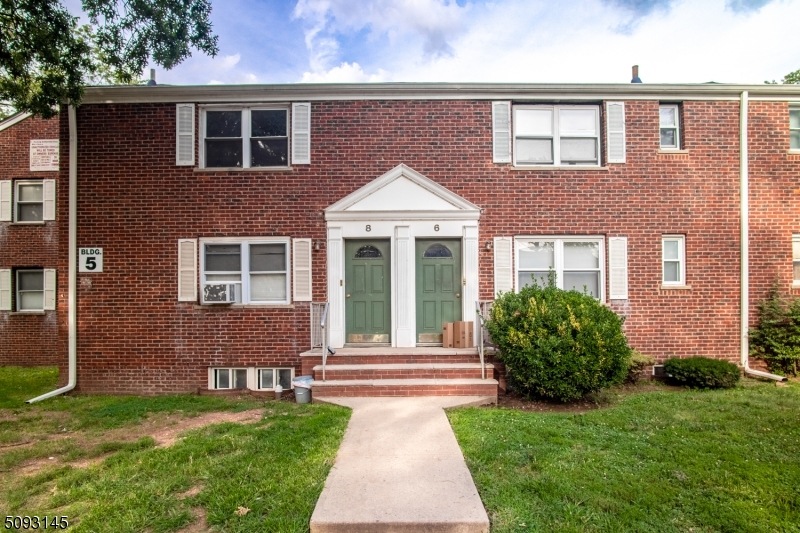 8 Carolyn Terrace unit 8B, Roselle, NJ 07203 - photo 1