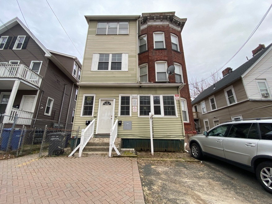 25-27 Elliott St unit 1, Hartford, CT 06114 - photo 1