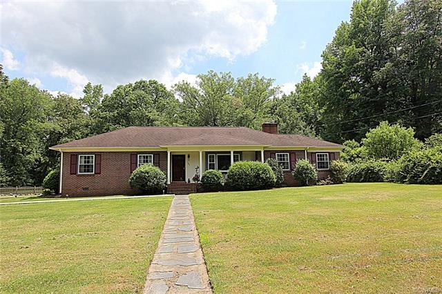 207 Lee Ave, Ashland, VA 23005 - photo 1