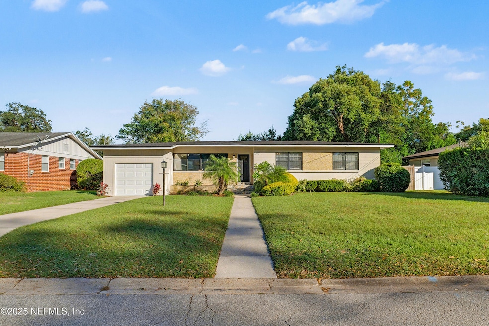 2537 Buttonwood Dr, Jacksonville, FL 32216 - photo 1