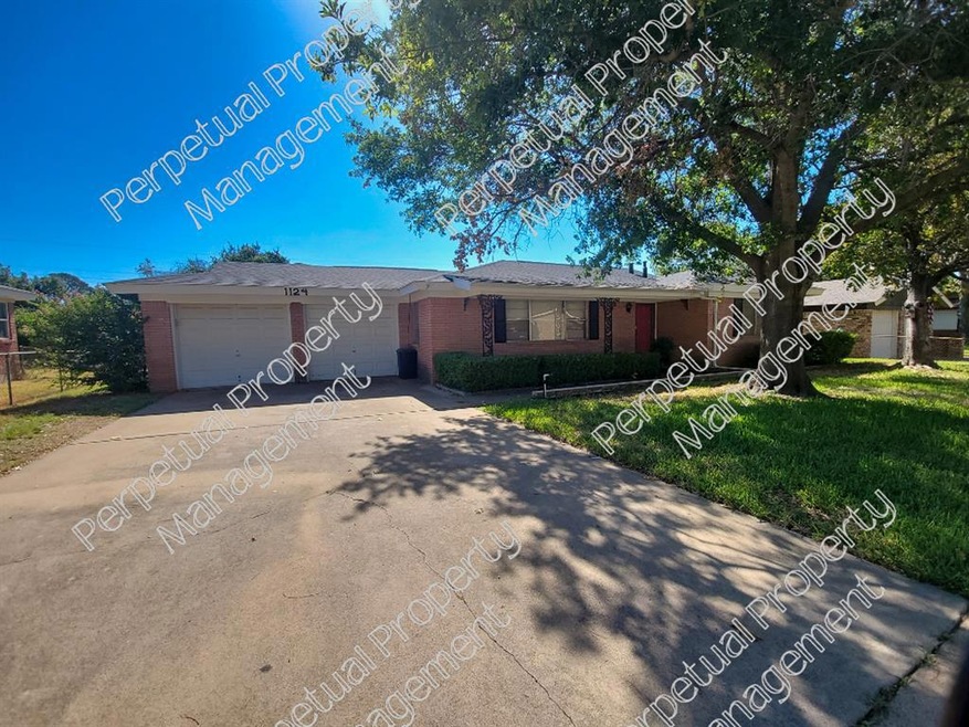 1124 Harrison Ln, Hurst, TX 76053 - photo 1